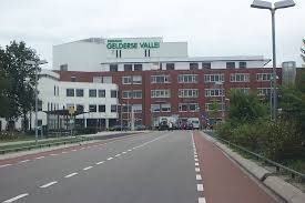 Sophie_Analytic's tweet photo. How do #analytics and #visualization help with decision making in a hospital? http://t.co/Tyatc8H2EH http://t.co/nCQVq7gYyH