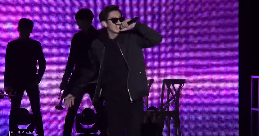 ChanHomeTH's tweet photo. [FANCAM] 151004 강남한류페스티벌 Bad Girl - Feat. CHANYEOL
Cr.C round
Link : https://t.co/ihG2futsJl http://t.co/XOrltIwVcx