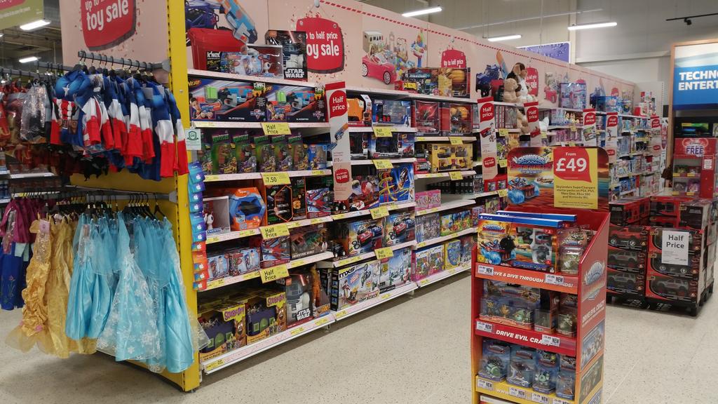 TescoExtraNotts's tweet photo. Half price toy event &amp; disney dvd starts today! #earlyxmasshopping http://t.co/dkylWU4wVe
