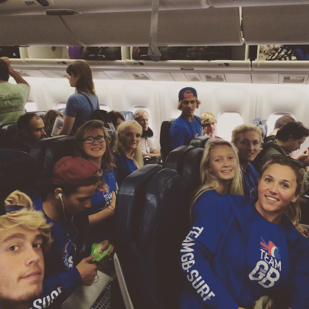 SurfingEngland's tweet photo. #TeamGB juniors are USA bound! Next stop, @ISAsurfing World Junior Surfing Games in California 🇬🇧✈️ #GOODLUCK http://t.co/0PBlK8Jb7R