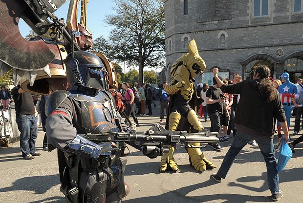 WMNNews's tweet photo. PICTURES: Fantasy and sci-fi fans gather in #Plymouth for #DevCon2015 http://t.co/n9YqhRjP2o #Devon http://t.co/nvHxKmR1IK