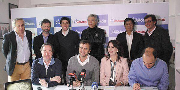 DFinanciero's tweet photo. “Chile Vamos” es el nuevo nombre de la Alianza http://t.co/ANWkS2lptY http://t.co/0TlobeEelX