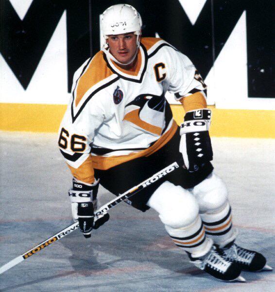 Happy Birthday to the legendary and player, Mario Lemieux 