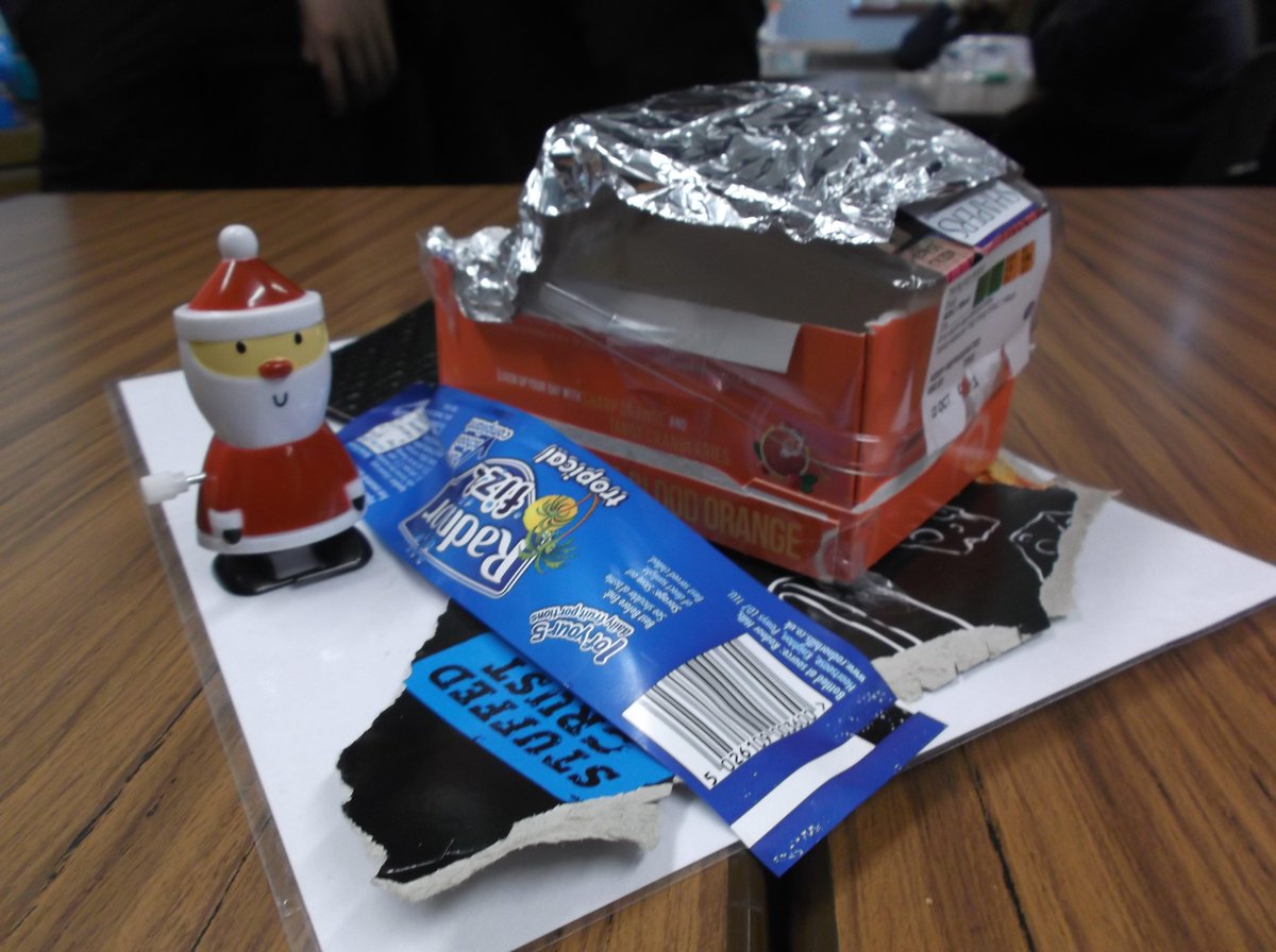AbbeyGeogAC's tweet photo. In #DunphyCentral today yr11s build shacks to think about what life is like for people living in squatter settlements http://t.co/Kzc8e6fGzM