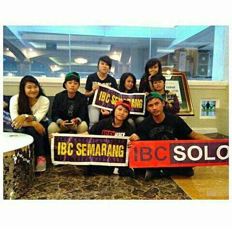 Kita bersama bukan karna kita teman..kita bersama karna kita memang sebuah keluarga <a href="/IBCSemarang/">IBC Semarang</a> <a href="/cezicez/">cez</a> :*