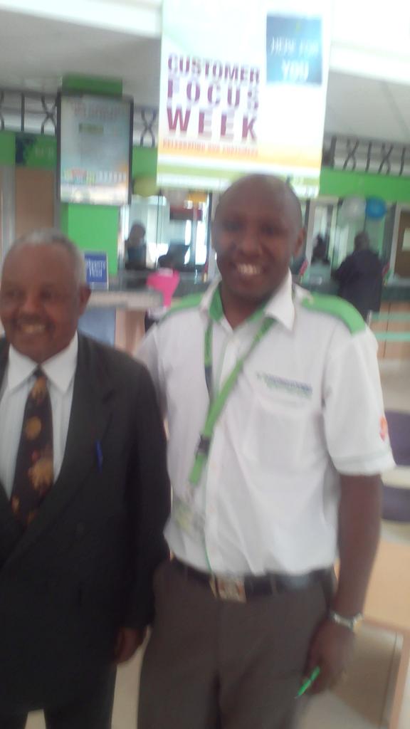 StephenWanjau7's tweet photo. @KCB Othaya #CSWeek2015 #KCBSuperHero #KCBLovesYou http://t.co/qy9zA6vWsj
