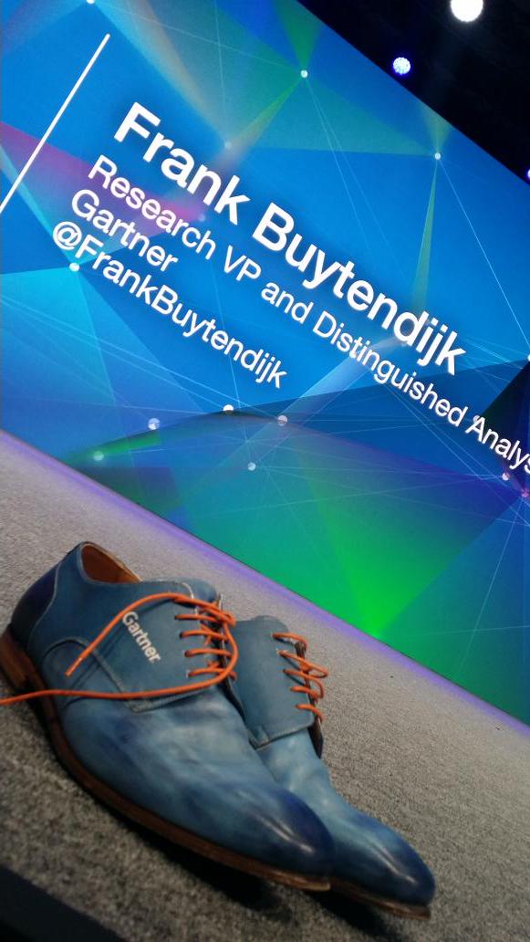 At least my shoes are ready for #GartnerSYM @Gartner_inc opening keynote. 15 mins and counting