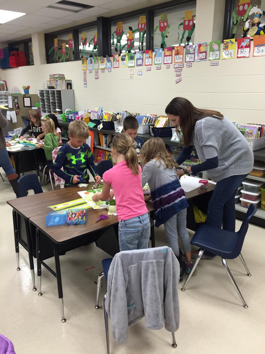 wssd101's tweet photo. Students created art from food inspired by the Field Park Garden #FieldPark #WSD101 http://t.co/vRReTD8WSf