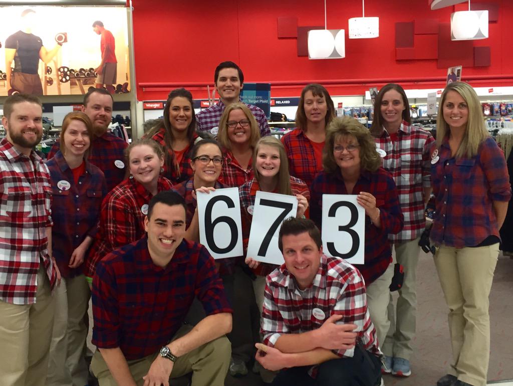 PaulfromTarget's tweet photo. Plaid explosion at 673! #plaidpictureday #MadForPlaid @ChrisWiggins555 @Kristan27831397 @johnp_sheehan http://t.co/B6kEllyUdi