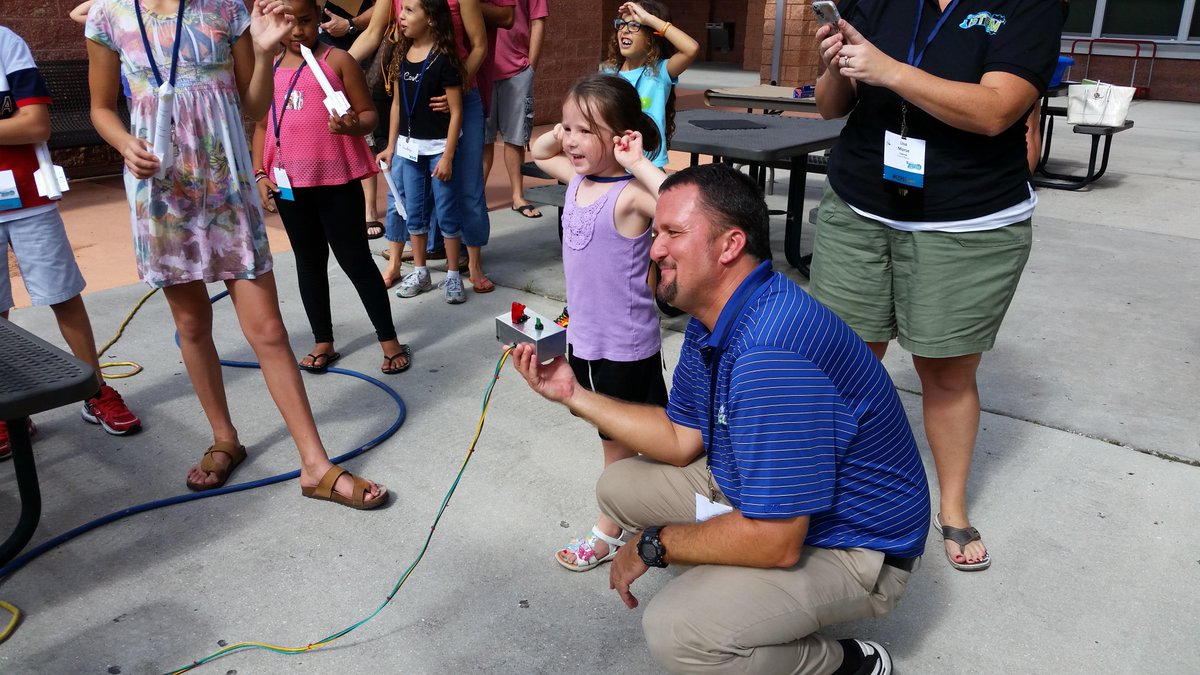 collierschools's tweet photo. NEW PHOTO GALLERY: 5th Annual iSTEM Conference http://t.co/mLUewGbvOj #STEMCollier #CCPSProud http://t.co/ttYlmmqa5s