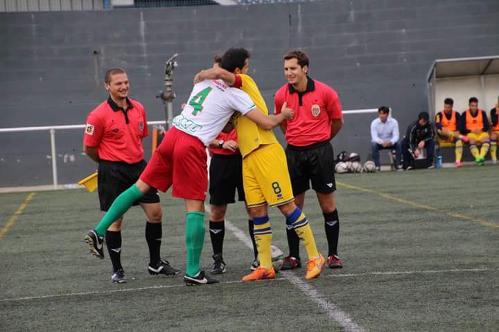 Con esta imagen puedes saber las cosas que te da el fútbol! @dario_garcia14