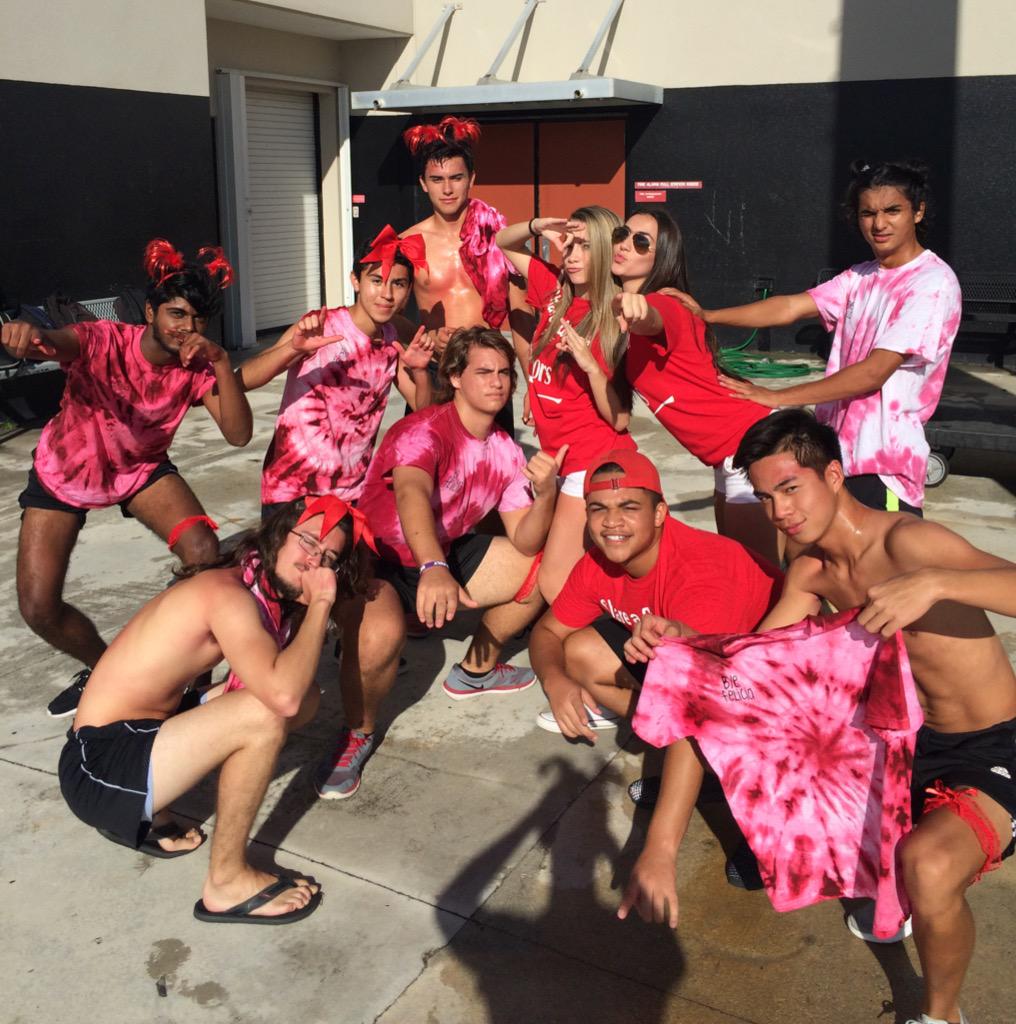 ThatBoySP's tweet image. FAM 💉 #EHS2016