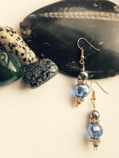 craftyfingersuk's tweet photo. #sthelenshour A great class with @SecretGStudio. Just in time to start Xmas gift ideas. http://t.co/gRfVfQO5Hy http://t.co/0kQFpuTtKe