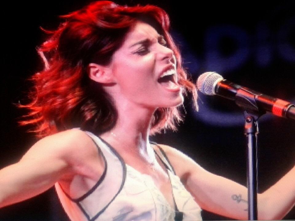 matilde_zanetti's tweet image. @biancaatzei buonanotte amorino💙 #biancaatzei #mysinger #music #singer #brividi #labravurainpersona #amorinomio 😘