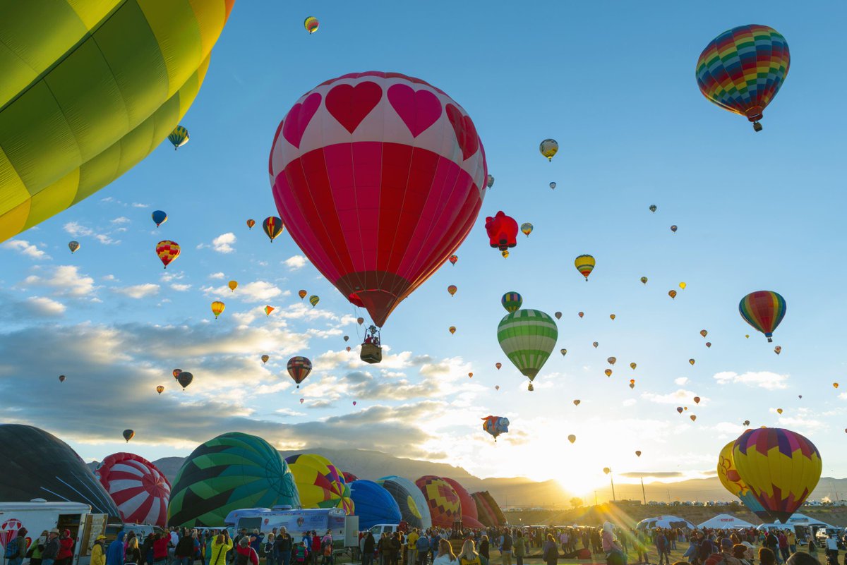 VCleanMD's tweet image. 9 Fun, Cheap Weekend Trips You've Gotta Take This Fall - bit.ly/1FPPjsc