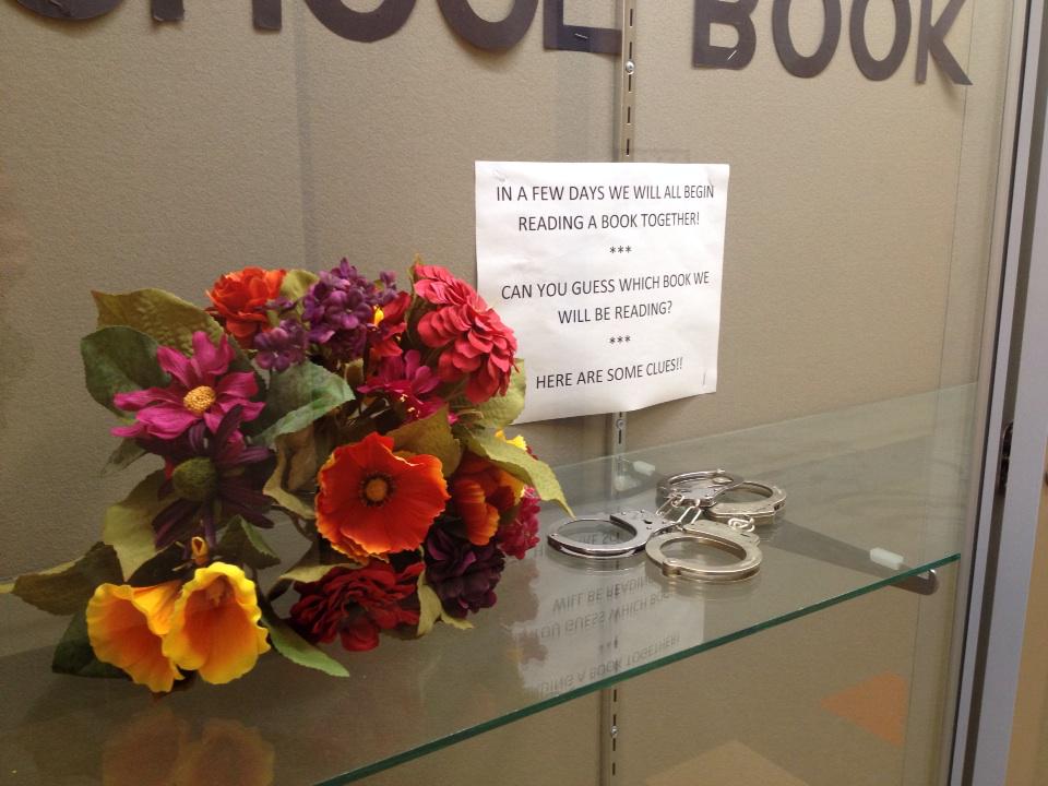 @Meriden1S1B  check out the clues....what book is it??!!  #meriden1s1b