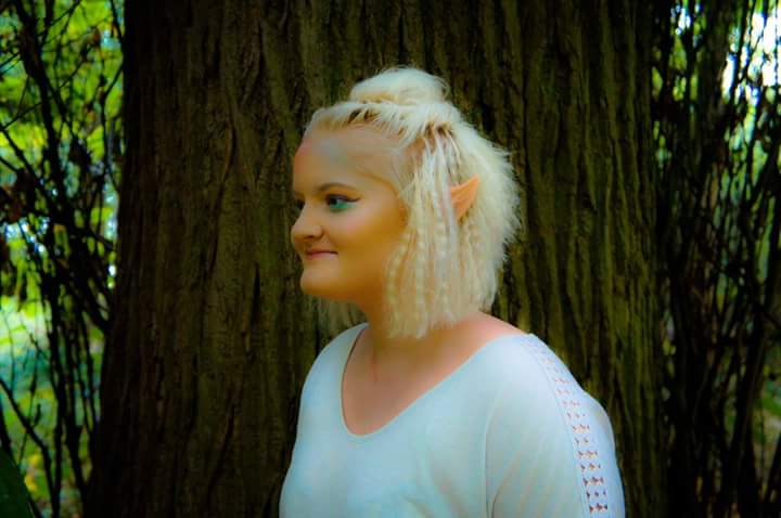 Chestnut_Hair's tweet photo. Few from Emilys fairytale photoshoot today http://t.co/vrLNPamuLc