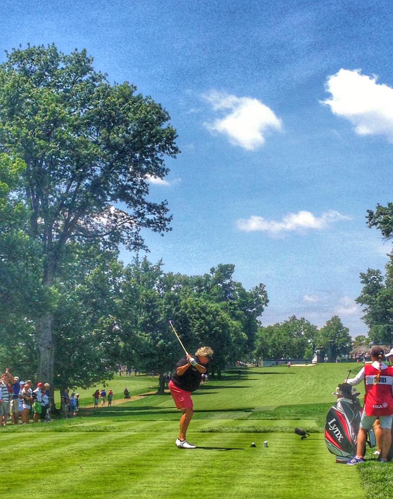 Happy birthday to Dame Laura Davies, who turns 52 today. She\s an original! No slowing her down either. 