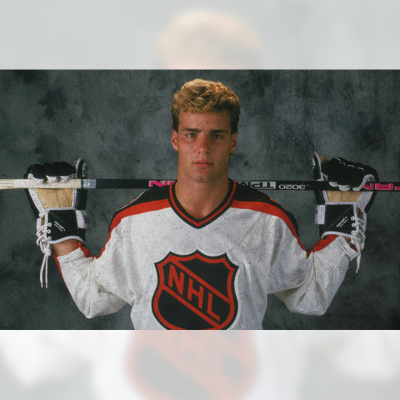 mitchell_ness's tweet photo. Today in 1992, #EricLindros makes his @NHL debut. @NHLFlyers #mnjerseys http://t.co/ARHpuphIt1 http://t.co/21lMX9vQiN