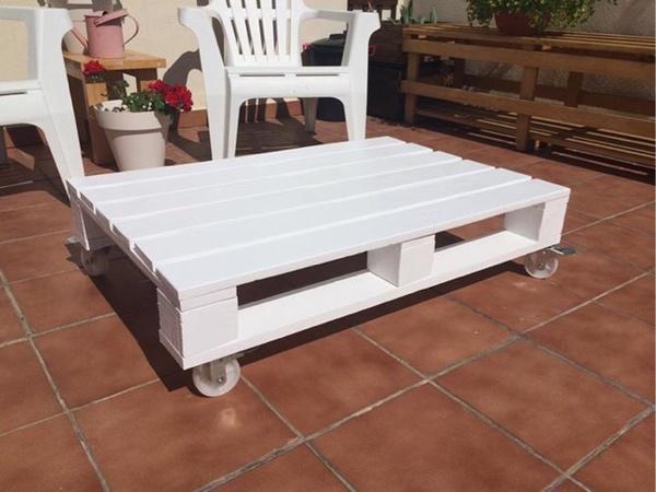 ¿Te molan los muebles hechos con palets? selltag.com/users/59201/me…