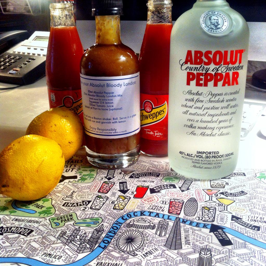 radio_vicky's tweet photo. Kicking off #LCW2015 with the ultimate @ABSOLUTUK Bloody Mary kit #AbsolutClassic http://t.co/V4TRoC19ZA