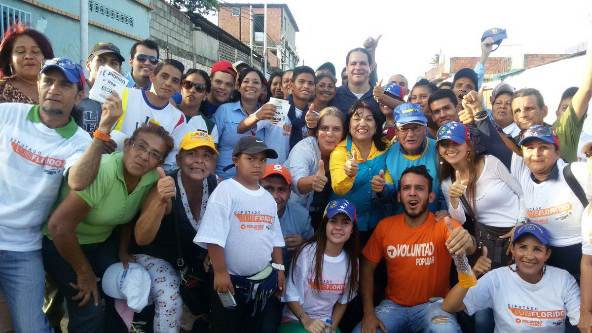 perezmateresa's tweet photo. La #Unidad es la ruta del #cambio Nuestra bandera #Cohesión #MetasComunes y #entusiasmo @LuisFlorido @suarezbolivia http://t.co/GDa8xMQi28