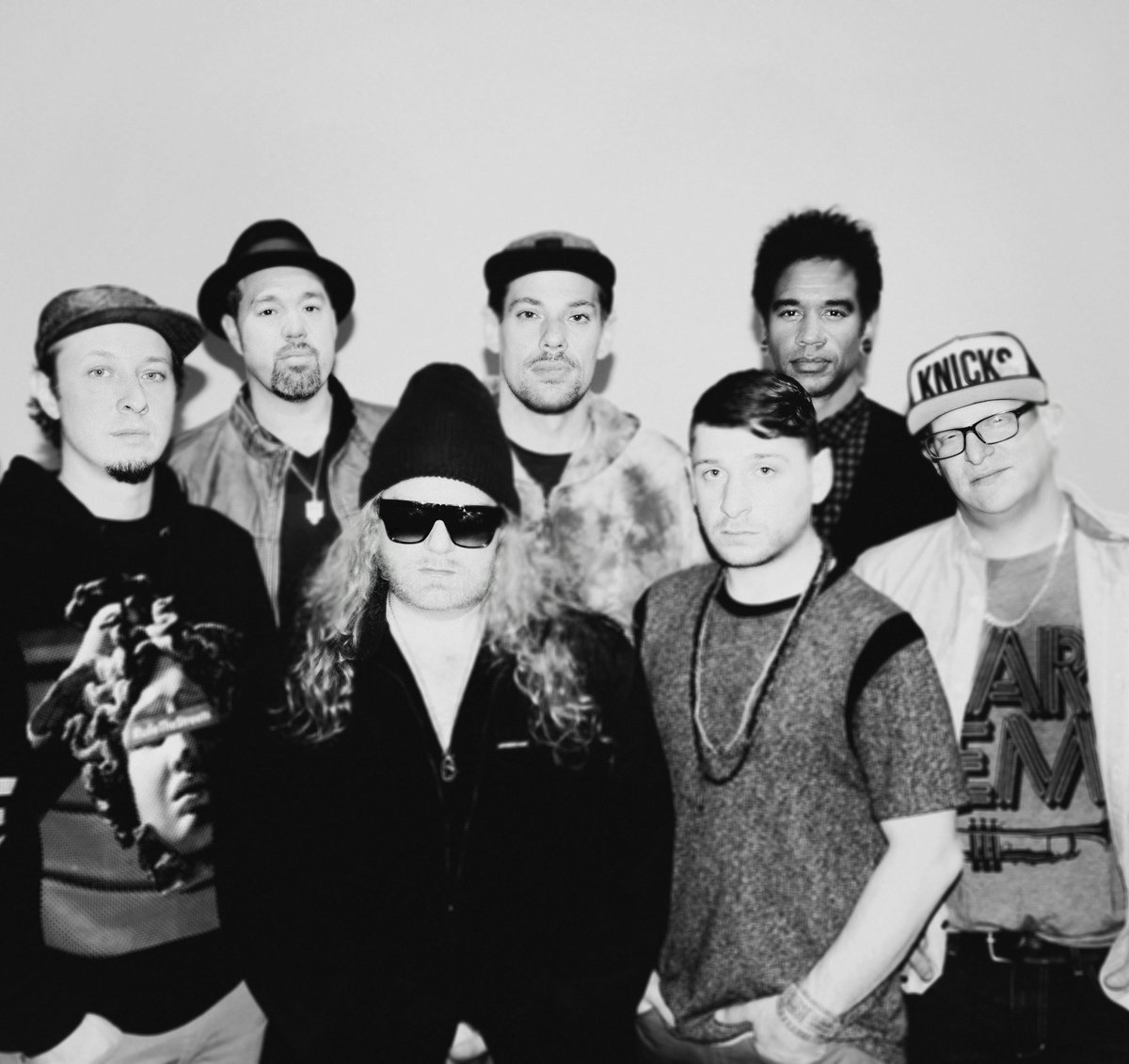 Lettuce present "#PHYLLIS". New Single, New Album, #LETTUCECRUSH! 
Listen Here: bit.ly/lettucephyllis