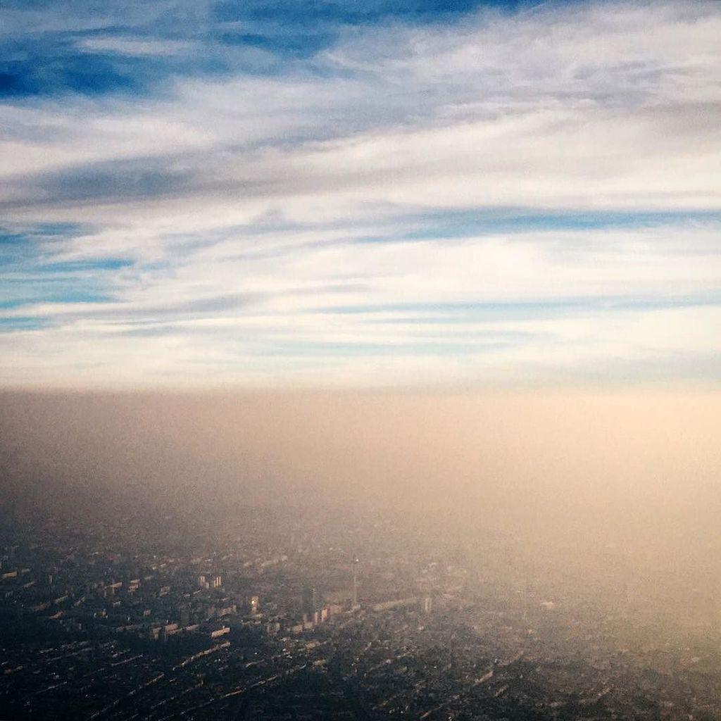 toko's tweet photo. that haze thing seems to be chasing me. this time it's even harder to spot berlin tv tower… http://t.co/PuA9IyahQo http://t.co/qtVVmPbdpG