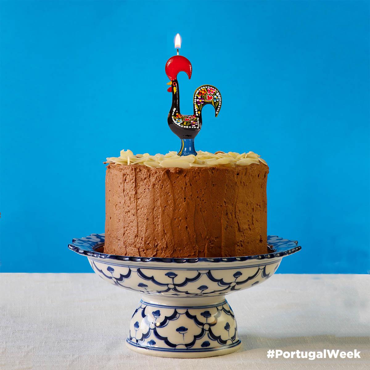 טוויטר \ Air Transat בטוויטר: "Happy birthday, Portugal! #RepublicDay #APortToCelebrate? #PortugalWeek http://t.co/TYegwQkGcR"