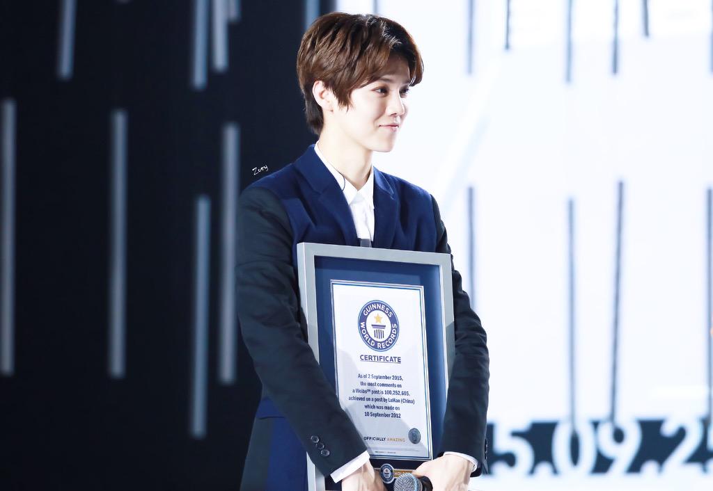 LUHANMAMA tweet picture