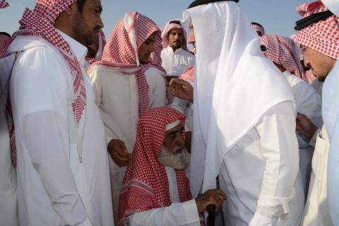 AlMnatiq's tweet photo. "#تويوتا" توقع رسميًّا مع يزيد الراجحي لتمثيلها في الراليات الصحراوية:http://t.co/aYC3vQR9ym
#يزيد_الراجحي http://t.co/p2AcqNLzMH