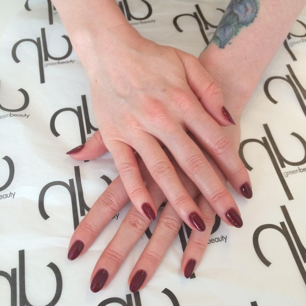 4yourfutureself's tweet image. Stunning nails done by Ruth using Artistic gel! #manicuremonday #nails #red #pretty #nailpic #nail #mani #lovethis