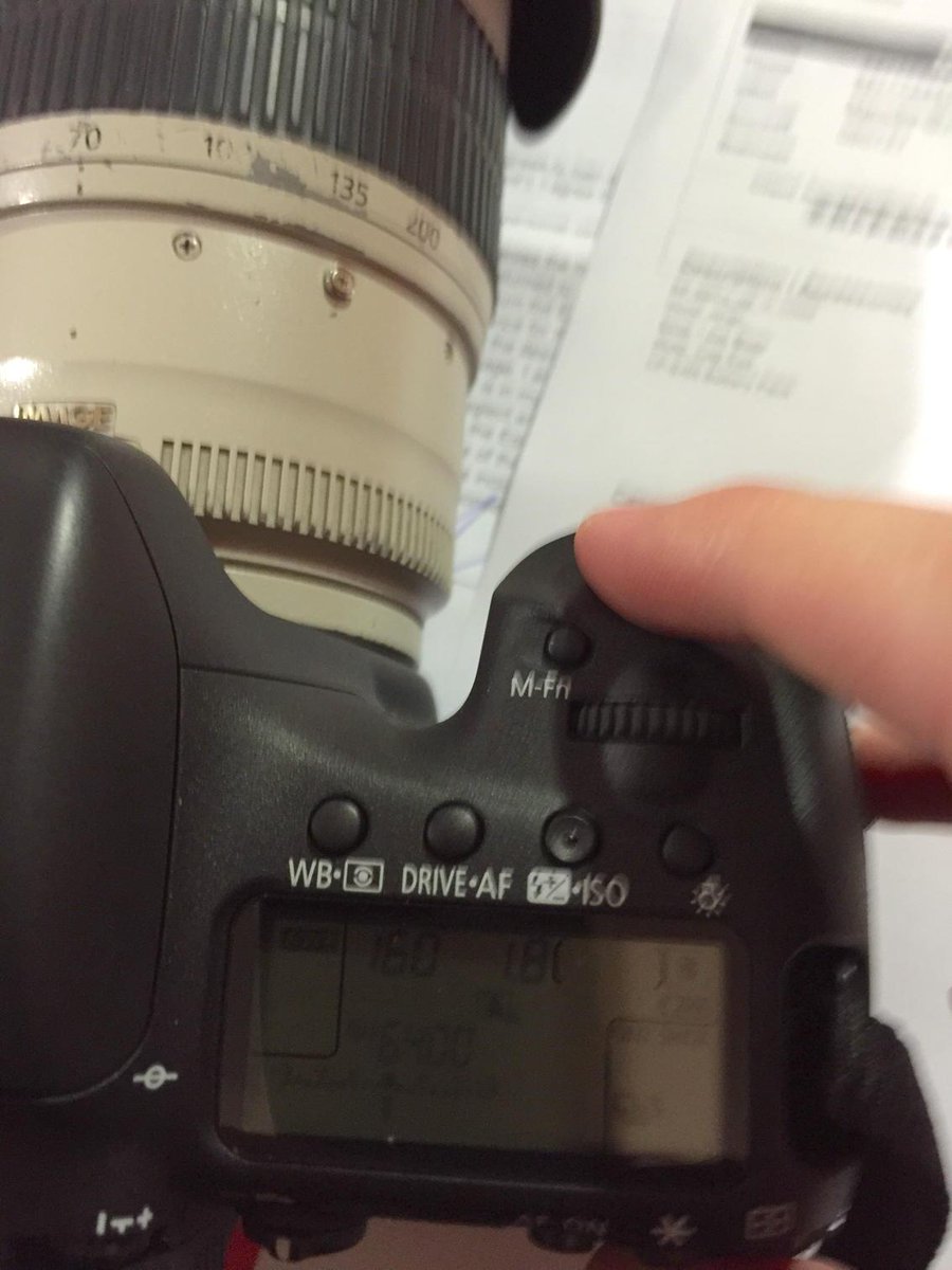 mikeburnhill's tweet photo. Magic firmware makes your 70-200 f2.8 become a f1.8 lens!! Or it could just be broken of course #needsarepair http://t.co/spRlUH6j55