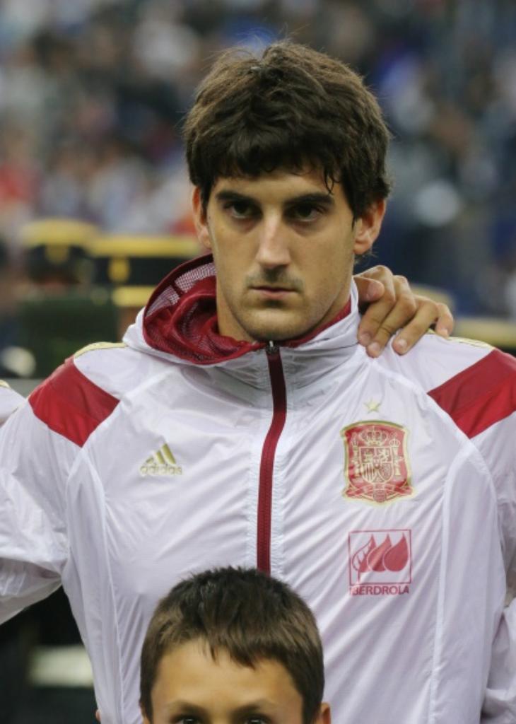 LFCAcademyTH's tweet photo. ซาน โฆเซ่ (บิลเบา)อดีตนักเตะเยาวชนของเรา ถูกเรียกติดทีมชาติสเปนแทนอินญีโก้ มาร์ติเนซที่ได้รับบาดเจ็บค่ะ❤ #LFCFormer http://t.co/fzSo6CCIgh