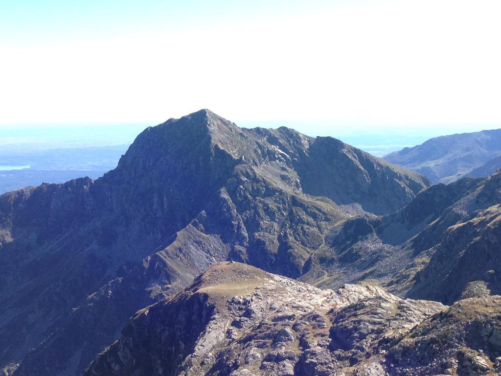 Seri_Bus's tweet photo. Monte Camino @BiellaTurismo @ExploreBiella @ILTrekking @Escursionismoit @APSMONTAGNA @ViviOropa http://t.co/g3Wg6D0pFN