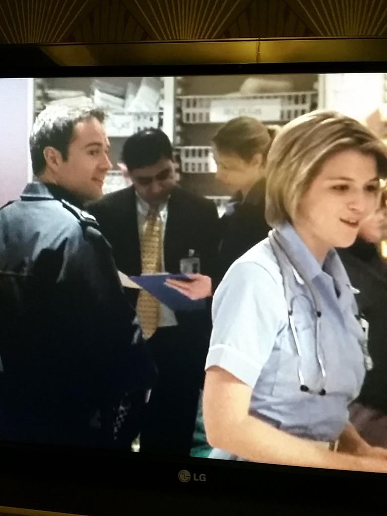 burnnzygirl's tweet photo. @RealJaneDanson @RobertBeck529 fancy meeting you here #loveatfirstsight #itvencore #alwaysandeveryone http://t.co/jt1p8gbvyD