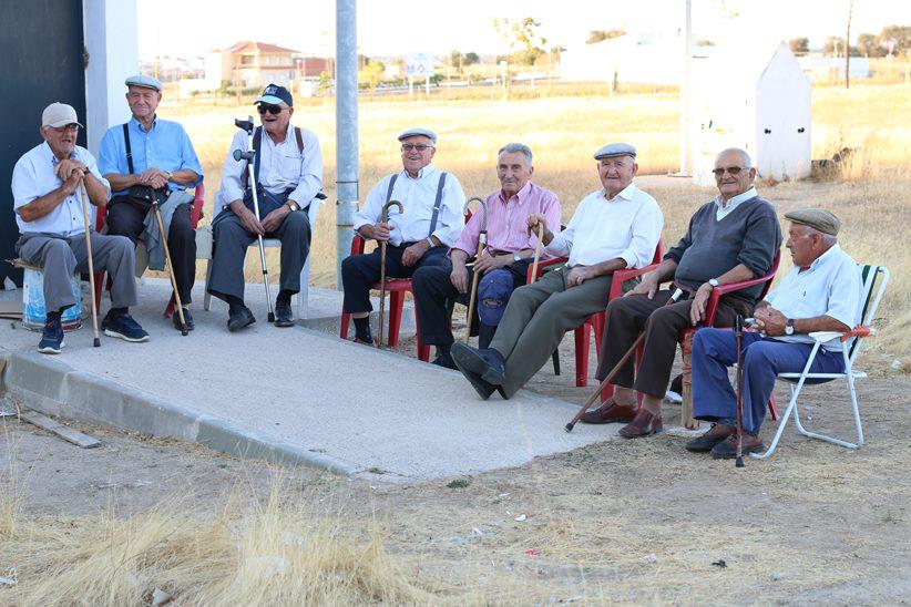 Aquí tenéis una foto cedida por Rafa Sanguino. Entre todos suman 683 años. MARAVILLOSO !!