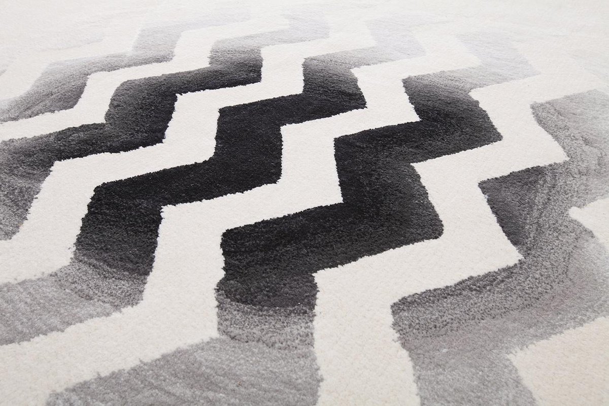 "Homesick Home", obra de #JorgeMacchi junto a #ElEspartano. Más info: goo.gl/wYDkag  <a href="/nc_arte/">NC-arte</a>