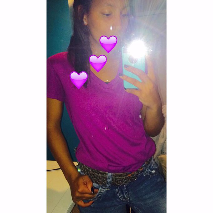 wearing purple today for Caleb. #RIPCaleb #RIPCalebLogan http://t.co/4EcedOCUSX<a href="/tag/ripcaleb"class="tags">#RIPCaleb</a><a href="/tag/ripcaleblogan"class="tags">#RIPCalebLogan</a>