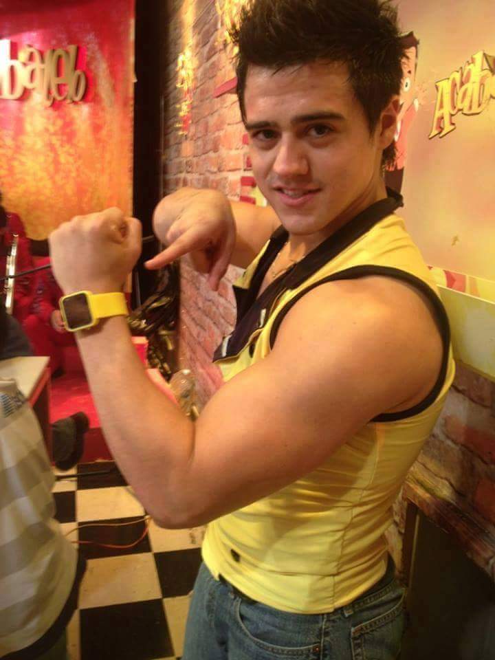 NinjaTXfan's tweet photo. @hijodelninja siempre te apoyaré en cada nueva etapa en cada éxito 😊 bienvenido #GarzaJrEnAAA 😉👍 http://t.co/C4QzI2Dt5h