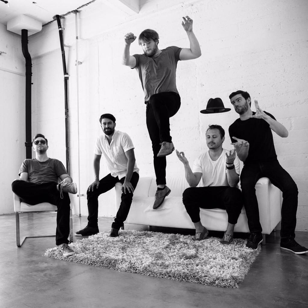midnightdivide's tweet photo. Shake out the weekend and get that spring back in your legs! #RiseAndGrind #midnightdivide #LAmusic http://t.co/GCPRZXocBi