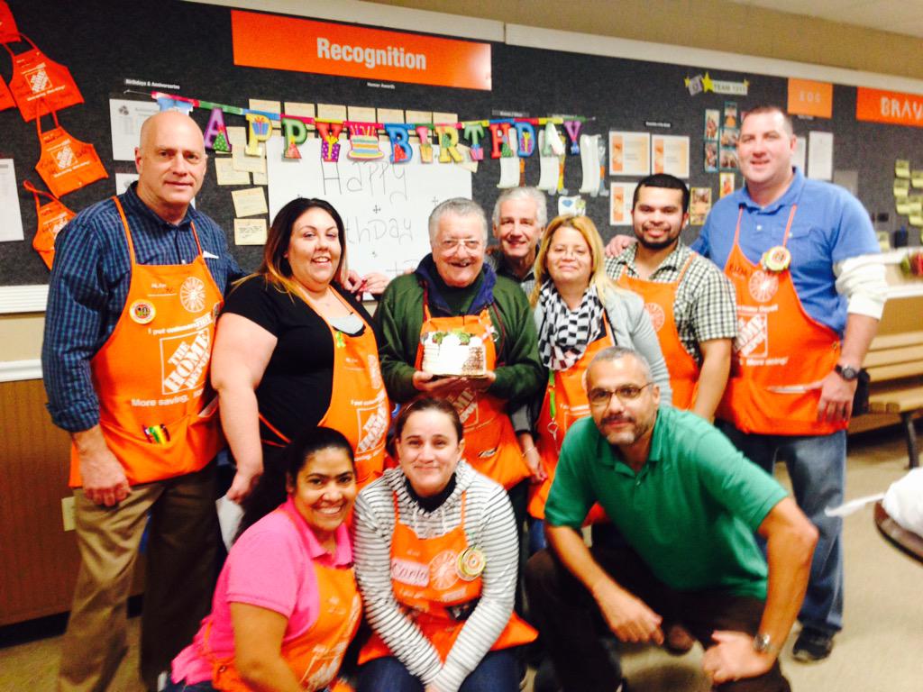 mrgoldstein1's tweet photo. Bayshore says Happy Birthday to Mr. Lou and Danielle http://t.co/PMNoWg2tBP