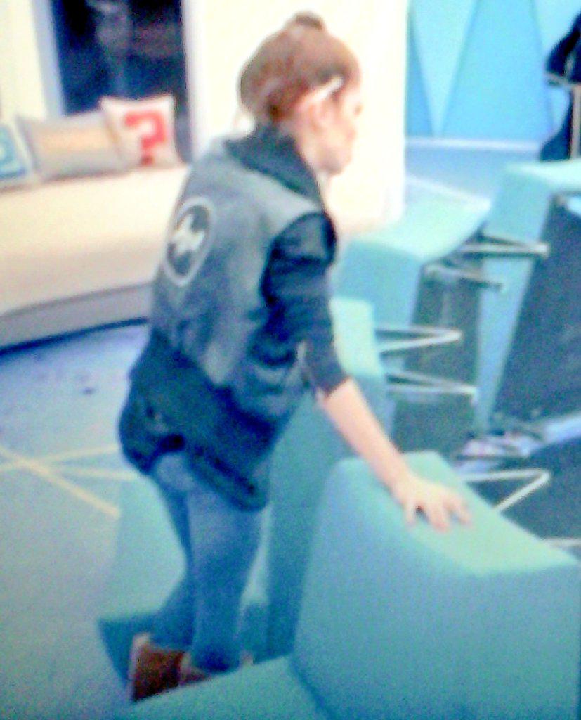 ALEKSvip99's tweet photo. #AnaBb es en verdad un reverenda HUEVONA porfa please que sea la EXPULSADA #BigBrotherTeObserva @BigBrother_PM http://t.co/H8pcgnf4x5