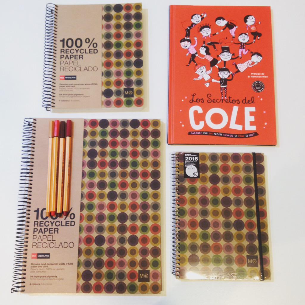materialrev's tweet photo. Hoy #diadelProfe pack de libreta y agenda #ecobutton.Y #lossecretosdelcole de @BlackieBooks
#diamundialdeldocente http://t.co/niYCwrz6WS