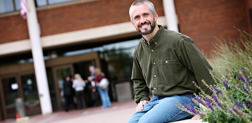 Philosophy professor Alan Love received a 2 million dollar grant! Congrats to professor Love! cla.umn.edu/news-events/ne…