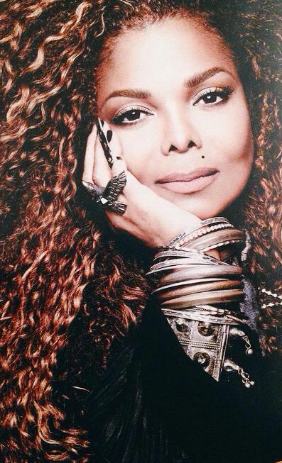 Janet Jackson >> álbum "Black Diamond" - Página 18 CQlRlzDU8AATZsx