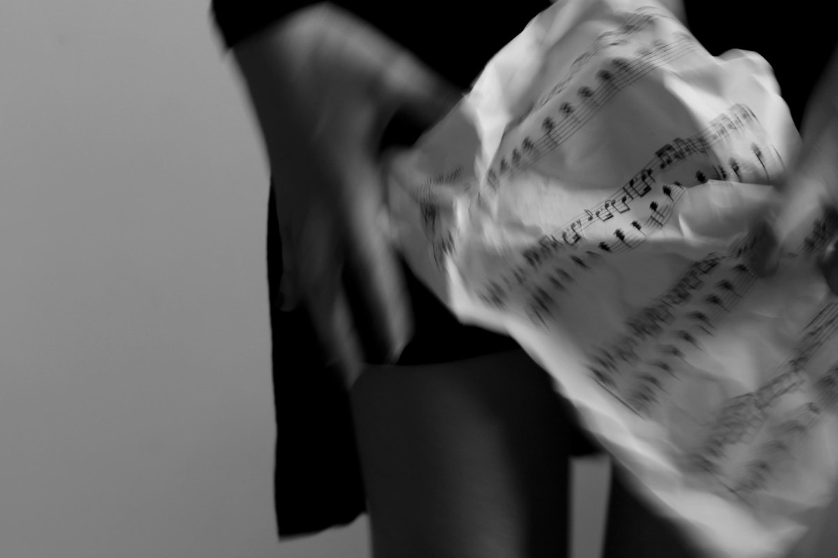 VisualesISC's tweet image. la ganadora del Segundo lugar fue @andreafierros con esta serie: