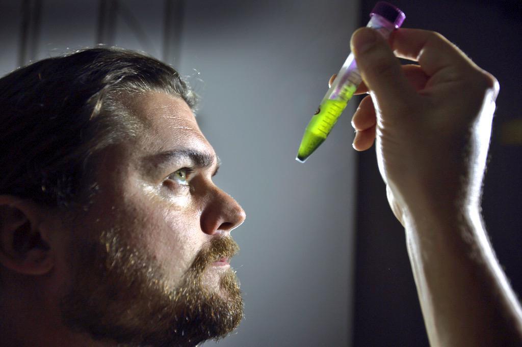 SandiaLabs's tweet image. Sandia #algae researchers cut costs with improved nutrient recycling 1.usa.gov/1OgC3Og via @ENERGY #biofuels