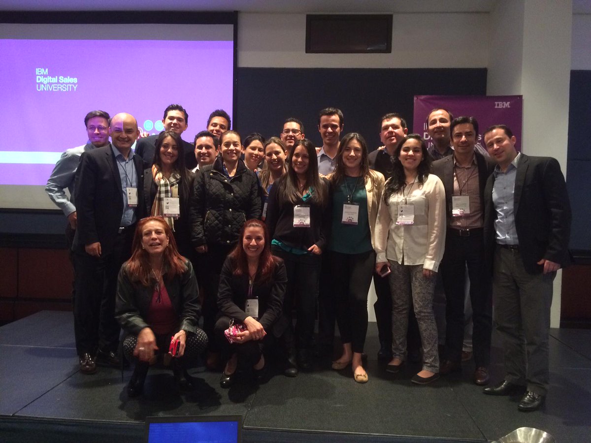 ja_londono's tweet photo. Feliz Día #idsfriendship  #Day para el Team Digital Client Sales de LA. http://t.co/uYV6T8sxJE