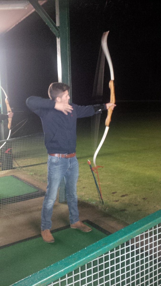 RoundTable54's tweet photo. Great time had by all doing some Archery this evening at the prospective night #tablenight #RTBI http://t.co/q3Sf1xofea